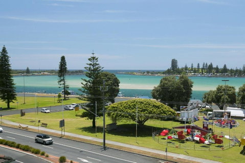 Mirage Unit 502 6 8 Manning Street - Great Ocean Road Tourism 4