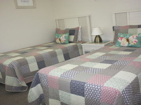 Twin Pines 401 CBD Location - Great Ocean Road Tourism 3
