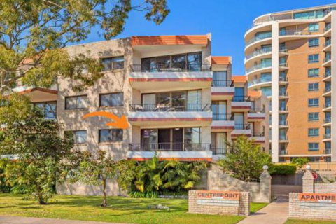 Centrepoint 1 CBD Location - Great Ocean Road Tourism 0