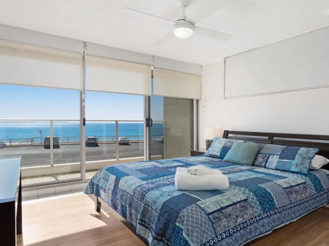 Oceanic 2 On Main Beach! - Great Ocean Road Tourism 6