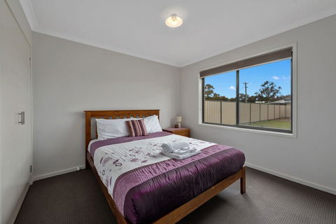 Bundalong On Clarke St - Great Ocean Road Tourism 6