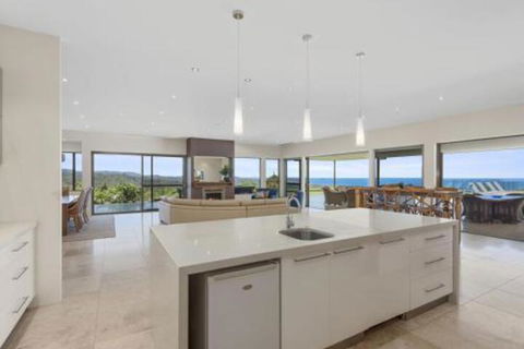 Mont Sapphire Luxury Estate - Great Ocean Road Tourism 6