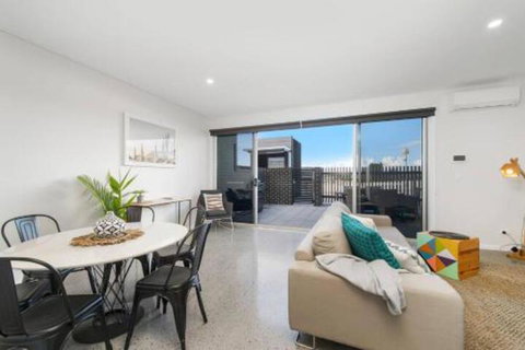 G149 Apt 2 - Great Ocean Road Tourism 3