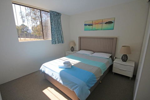 Dunes Holiday Apartments Unit 1 - Great Ocean Road Tourism 3