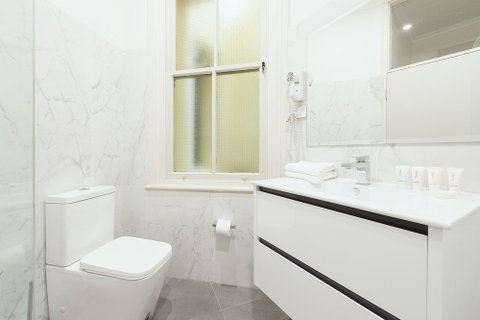 Stunning Sydney Home 1 - Great Ocean Road Tourism 6