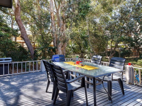 Pet Friendly Bennetts Beach Cottage - Great Ocean Road Tourism 3