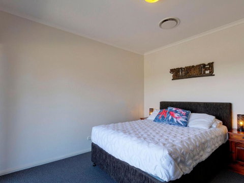 Seachange Apartment 2 - Great Ocean Road Tourism 3