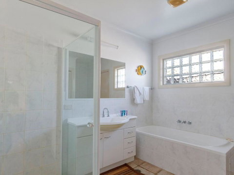 Seachange Apartment 2 - Great Ocean Road Tourism 5