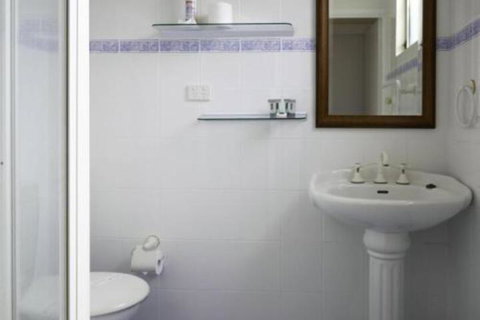 2 Cliff Road - Great Ocean Road Tourism 5