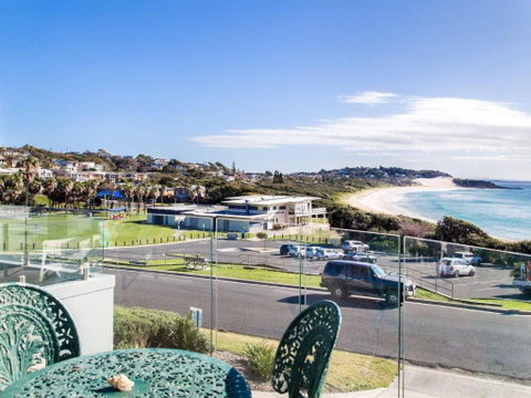 18 Cliff Road - Great Ocean Road Tourism 2