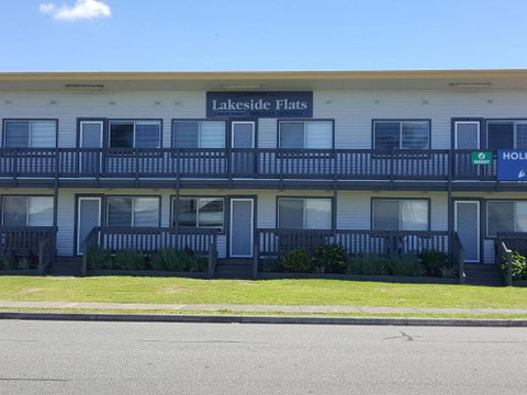 Lakeside Flats 1 - Great Ocean Road Tourism 4