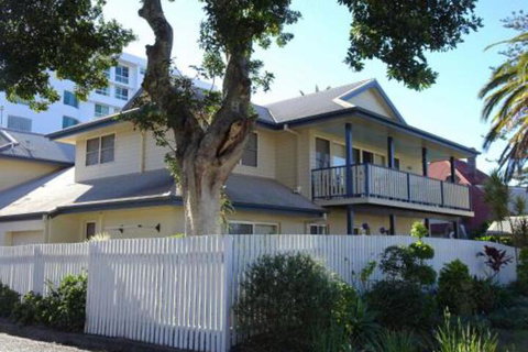 Tokelau Townhouse 1 - Great Ocean Road Tourism 0