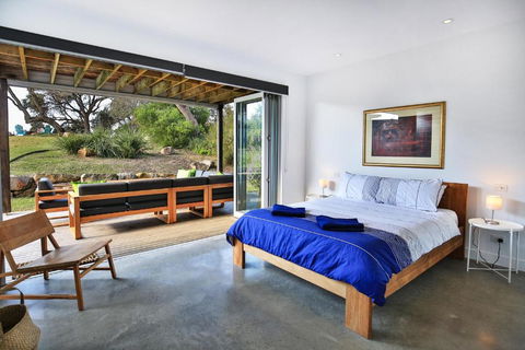 Oceanside At Culburra Pet Friendly Absolute Beachfront - Great Ocean Road Tourism 3
