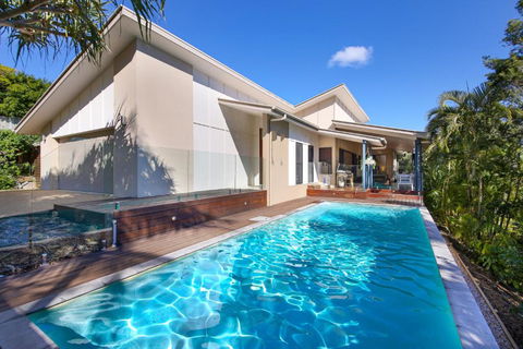 20 Avalon Street Coolum Beach Pets Welcome - Great Ocean Road Tourism 1