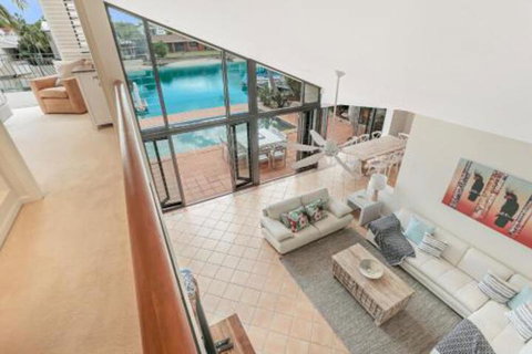 Waterfront Luxury Noosa Heads - Great Ocean Road Tourism 0