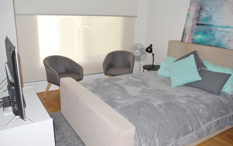 SHORE BEATS WORK INVERLOCH - Great Ocean Road Tourism 4