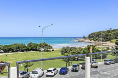 WATERFRONT SEVEN In The Heart Of Lorne - Great Ocean Road Tourism 3