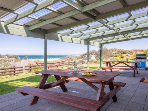 Antonios Paradise Spectacular Views Over Warrain Beach - Great Ocean Road Tourism 3