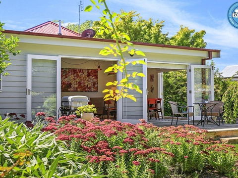 Poppy Cottage Delightful Pet Friendly Weatherboard - Great Ocean Road Tourism 3