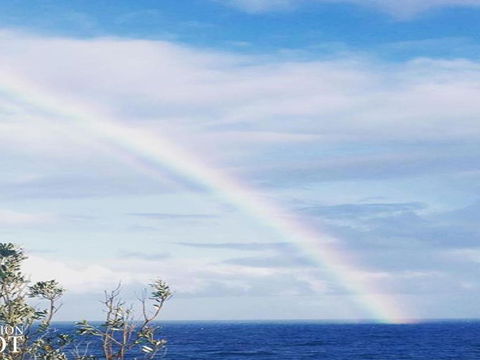 Rainbows End Soaring Views North To Gerroa - Great Ocean Road Tourism 4