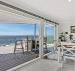 Rainbows End soaring views north to Gerroa - Great Ocean Road Tourism