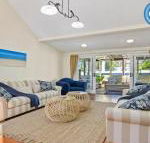 Sandy Shores character charm outdoor spa - Great Ocean Road Tourism