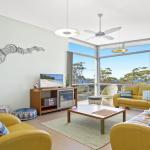 Serene Spacious Air Conditioned Accommodation - Great Ocean Road Tourism 0