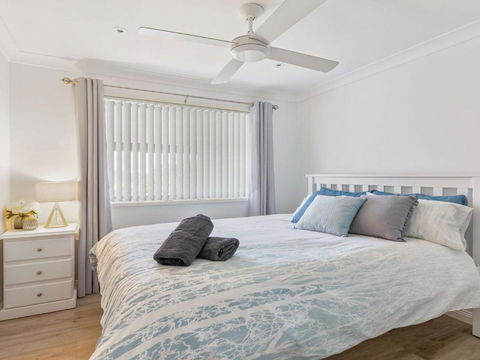 Sounds By The Sea Open Plan Living Metres To Beach - Great Ocean Road Tourism 3