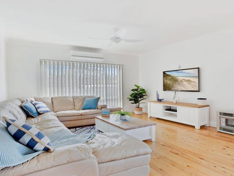 Sienna By The Sea Spacious Coastal Getaway - Great Ocean Road Tourism 1