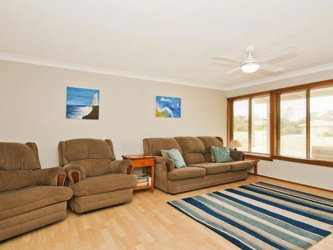 Tea Tree Cottage Great Yard For Pets & Kids - Great Ocean Road Tourism 5