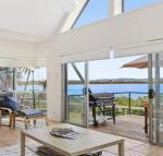 Tilbury Breeze ocean views comfort  style - Great Ocean Road Tourism