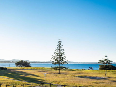 Villa Bianca 10 Opposite The Tanks - Great Ocean Road Tourism 4