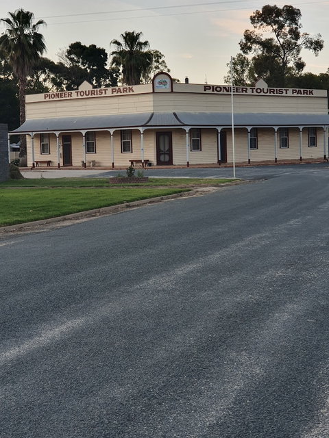 Deniliquin Pioneer Tourist Park - Great Ocean Road Tourism 3