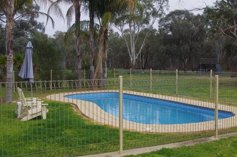 Deniliquin Pioneer Tourist Park - Great Ocean Road Tourism 4