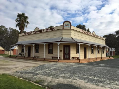 Deniliquin Pioneer Tourist Park - Great Ocean Road Tourism 1