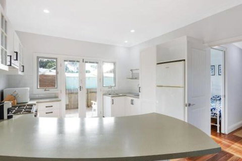 Kesla Beach House - Great Ocean Road Tourism 6