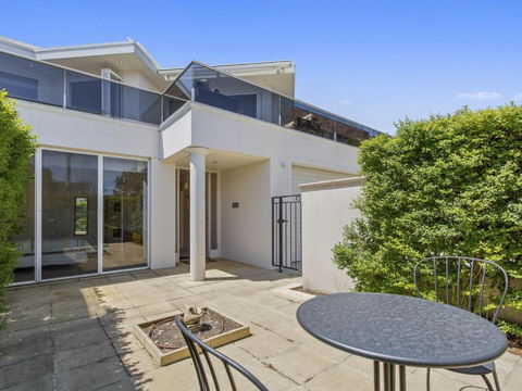 SEA GRANGE MORNINGTON - Great Ocean Road Tourism 7