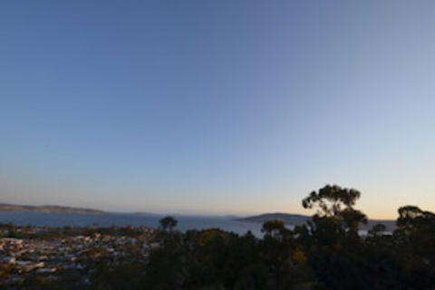 Hilltop House - Great Ocean Road Tourism 0