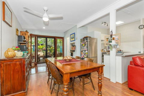 BEACH RETREAT - Great Ocean Road Tourism 3