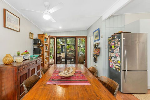 BEACH RETREAT - Great Ocean Road Tourism 4