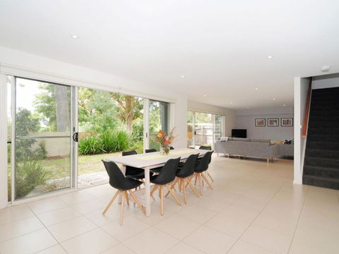 Acacia On Orion :: Jervis Bay Rentals - Great Ocean Road Tourism 1
