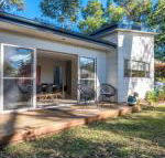 Acacia on Orion  Jervis Bay Rentals - Great Ocean Road Tourism