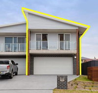 Birubi Breezes 2 / 7 Fitzroy St. Large Duplex with Air Conditioning WIFI  only 5 minute walk to the beach - Great Ocean Road Tourism