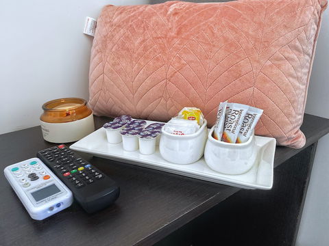 Commercial Hay Hotel - Great Ocean Road Tourism 4