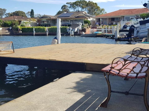 Waterfront Haven With Jetty Mooring & WiFI - Great Ocean Road Tourism 6