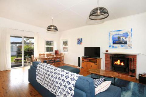 Triangulo At Culburra Pet Friendly 2 Mins To Beach - Great Ocean Road Tourism 0