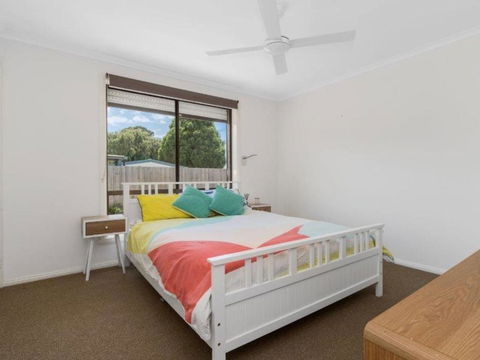 Family Foreshore Favourite - Great Ocean Road Tourism 3