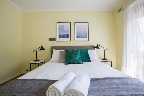 Spacious Comfortable Home In Wheelers Hill+pool - Great Ocean Road Tourism 1