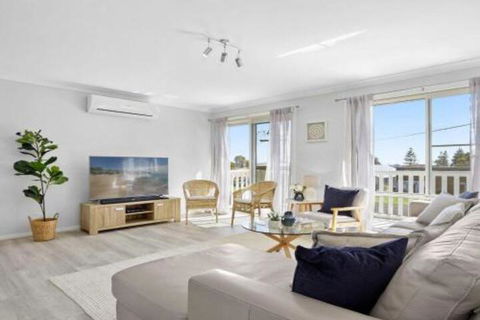 Culburra Beach Retreat Close To Two Beaches - Great Ocean Road Tourism 0