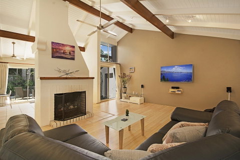 Tropical 5 Bedroom Family Getaway In Noosa Heads - Great Ocean Road Tourism 6